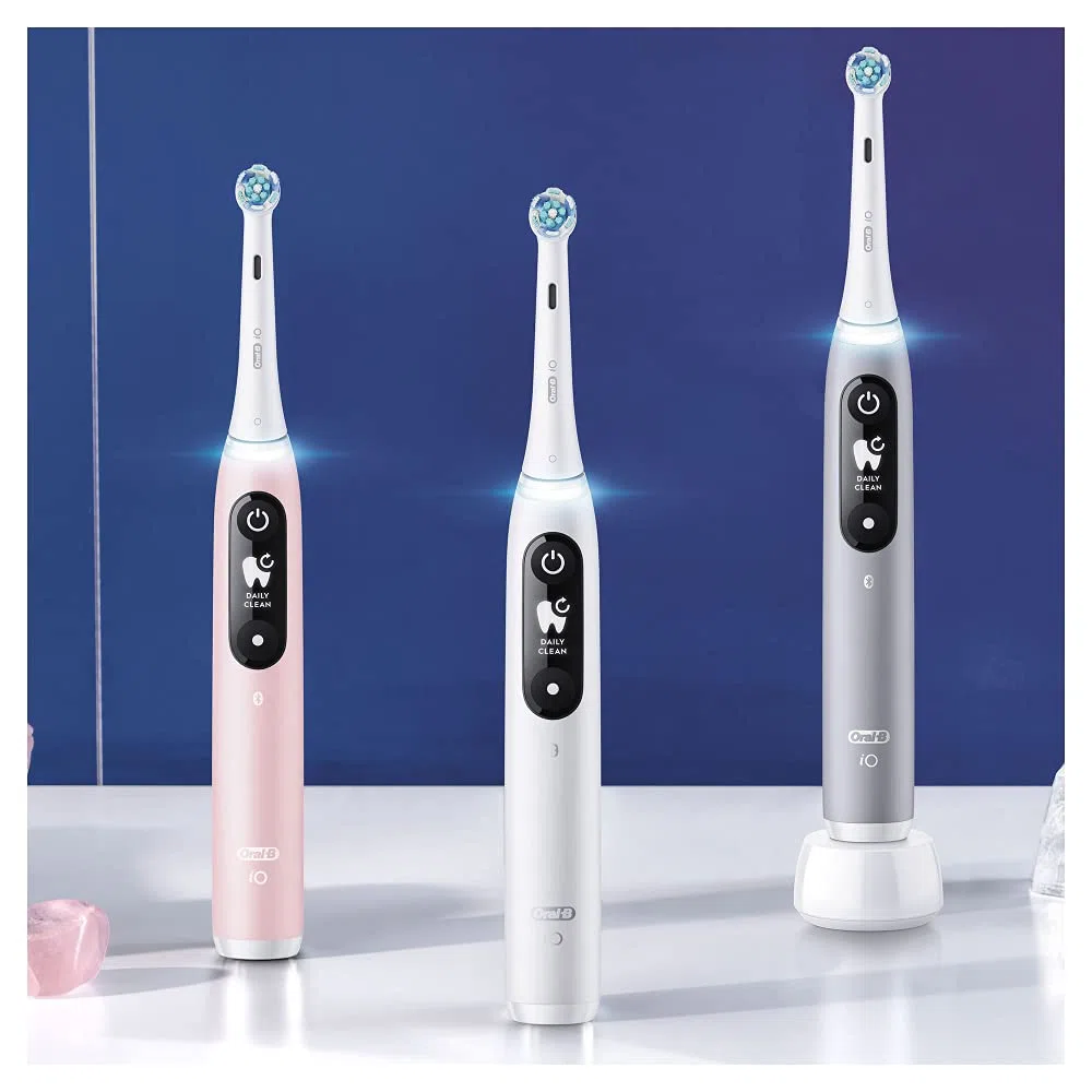 Oral-B iO Series 6 Spazzolino Elettrico Spazzolino Elettrico, 5 Modalità di Pulizia Dentale, Tecnologia Magnetica, Display & Custodia Da Viaggio, Regalo Uomo/Donna, Progettato da Marrone, Grigio Opale