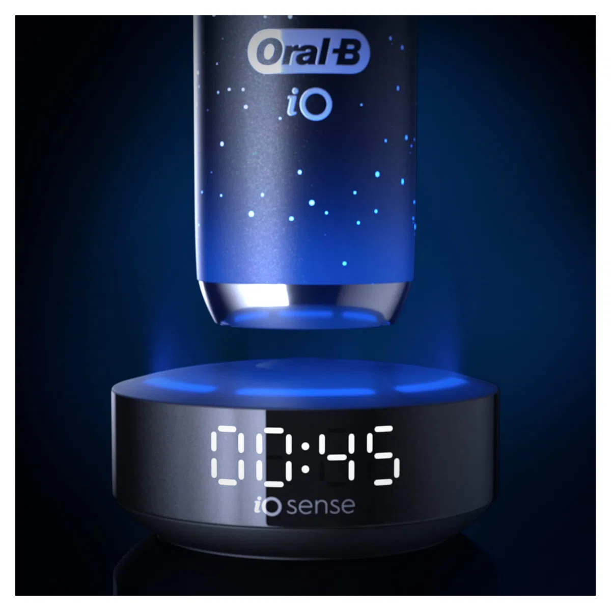 Oral-B Spazzolino Elettrico Ricaricabile iO 10 Nero, 1 Spazzolino Elettrico, 1 Testine di Ricambio, Custodia Da Viaggio Ricaricabile, iO 10, Pulizia Denti, Sensore di Pressione, Gengive Protette